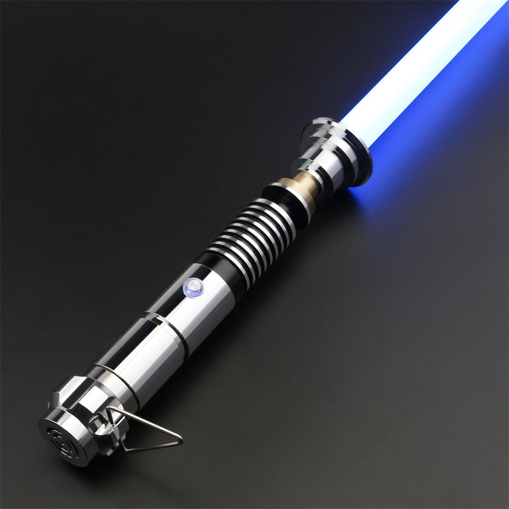 Luke-saber-01.jpg